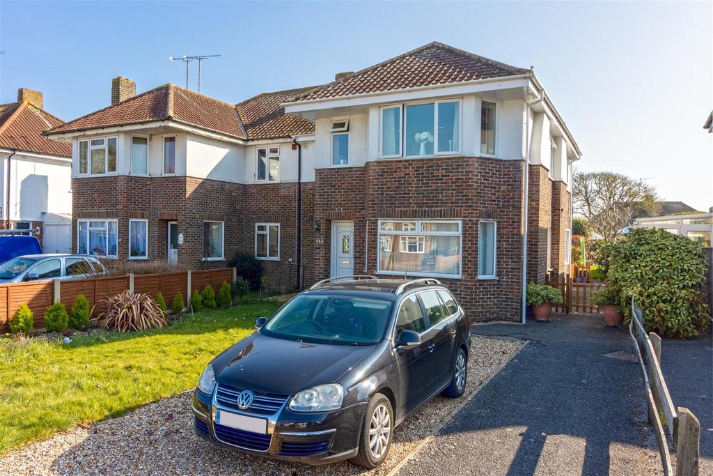 Ardingly Drive, GoringBySea, Worthing 2 bed flat £250,000