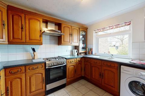12 The Close, Canterbury, CT2 7TP