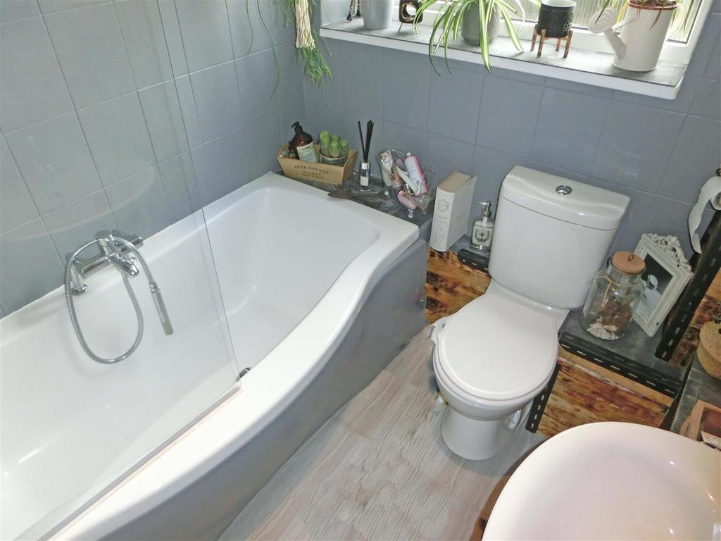 Modern bathroom