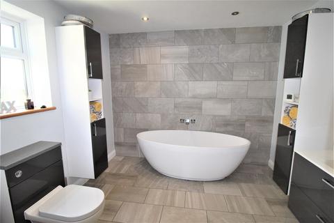 313 Leysdown Road, Leysdown On Sea, Sheerness, ME12 4AR