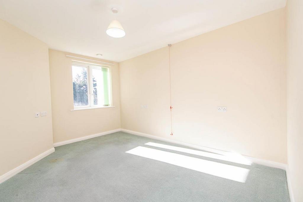 Bedroom 2.jpg