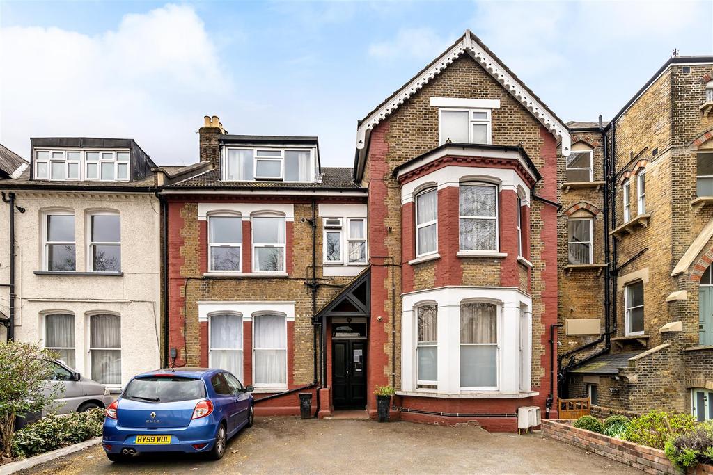 Christchurch Road, Tulse Hill, SW2 1 bed flat £325,000