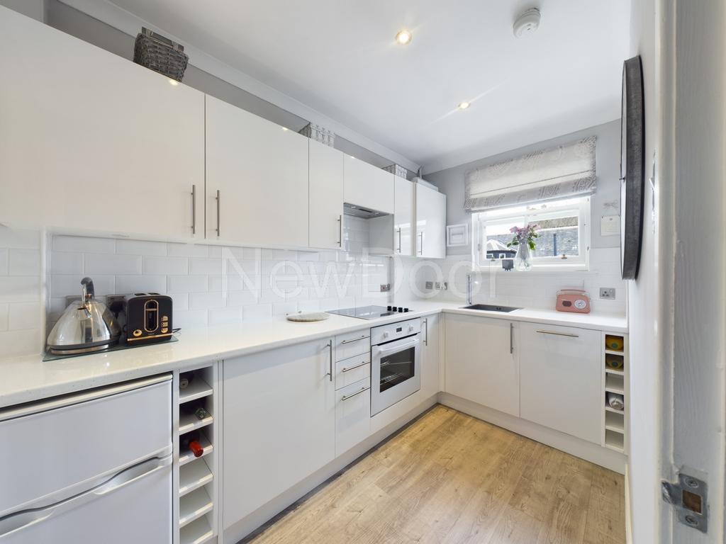 South Street, Houston, PA6 1 bed apartment £108,000