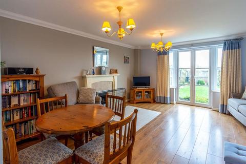 84 Sandwath Drive, Church Fenton, Tadcaster, LS24 9US
