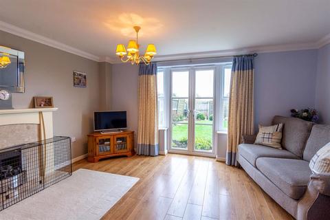 84 Sandwath Drive, Church Fenton, Tadcaster, LS24 9US