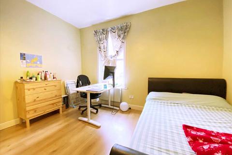 1 bedroom apartment to rent, Gordon Road, Ealing