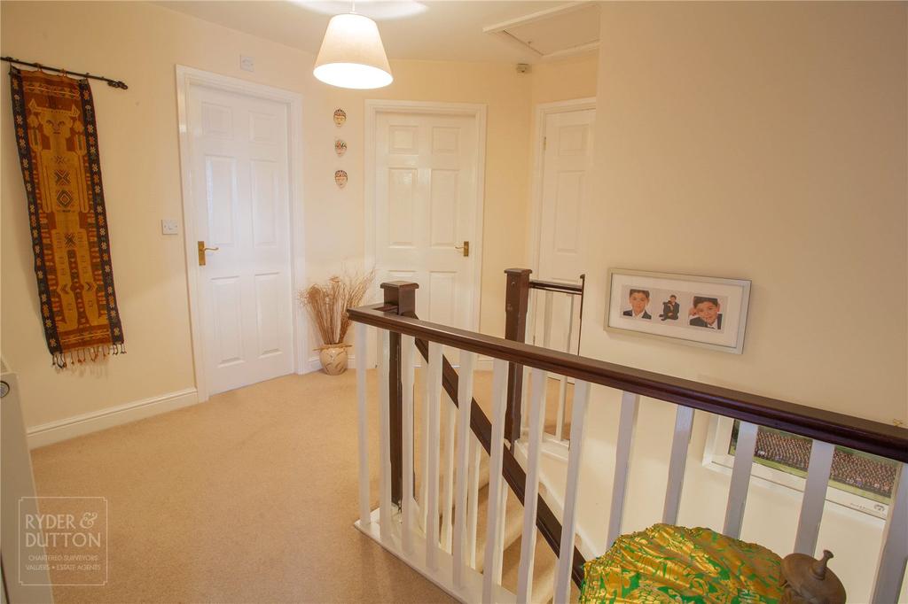 Spacious Landing: