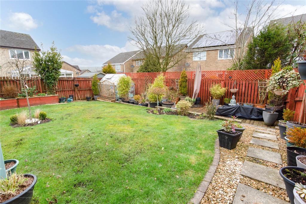 Lawn Gardens: