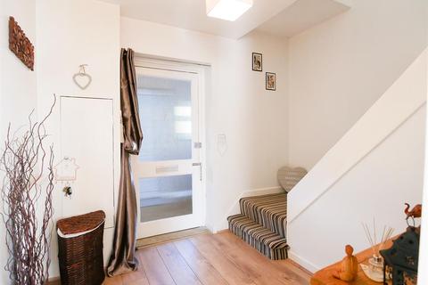 83 Broadfield Road, Bristol, BS4 2UW