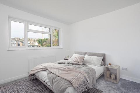 60 Saltdean Vale, Saltdean, Brighton, BN2 8HA