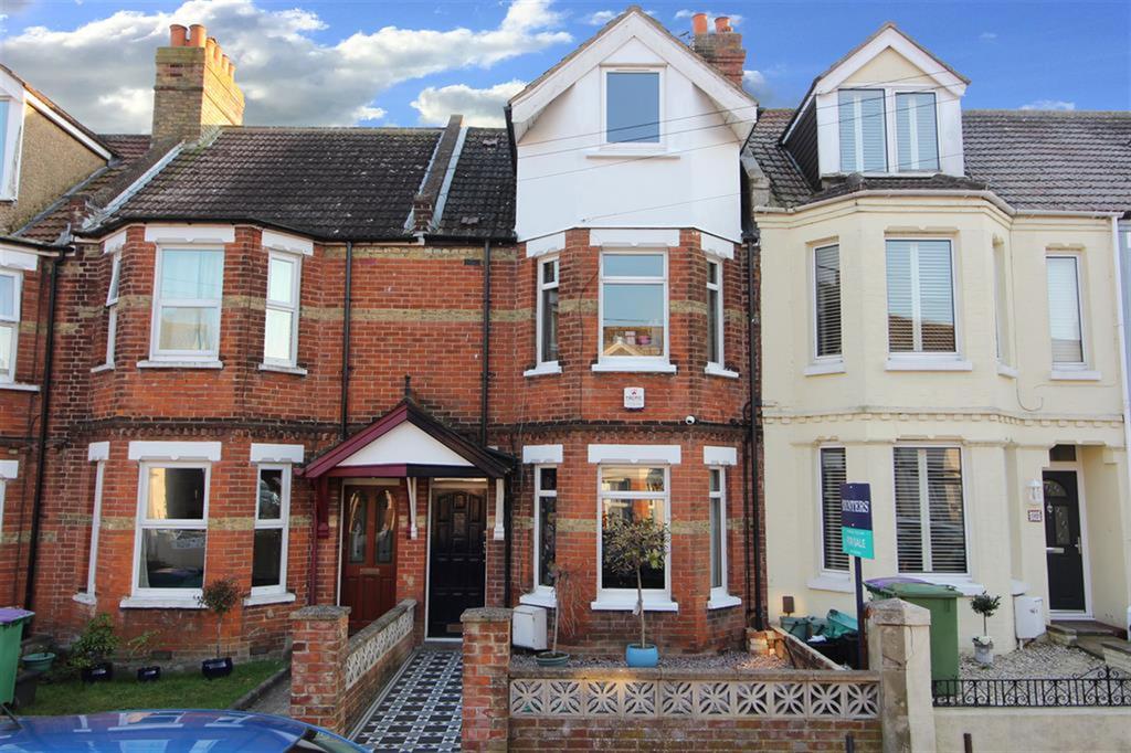 Morehall Avenue, Cheriton, Folkestone Kent CT19 4EE 3 bed terraced house £310,000