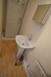 4 bedroom townhouse to rent, Chorlton Road, Hulme, Manchester, M15 4JG