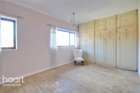 3 Ellerton Gardens, Doncaster, DN4 6LJ