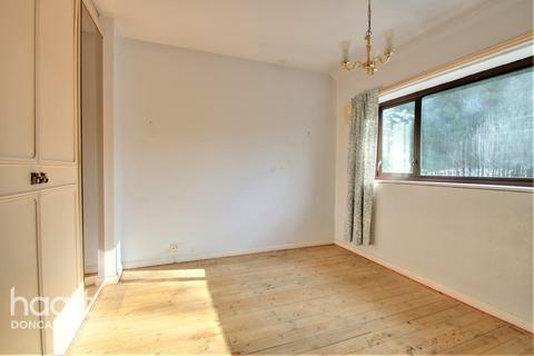 3 Ellerton Gardens, Doncaster, DN4 6LJ