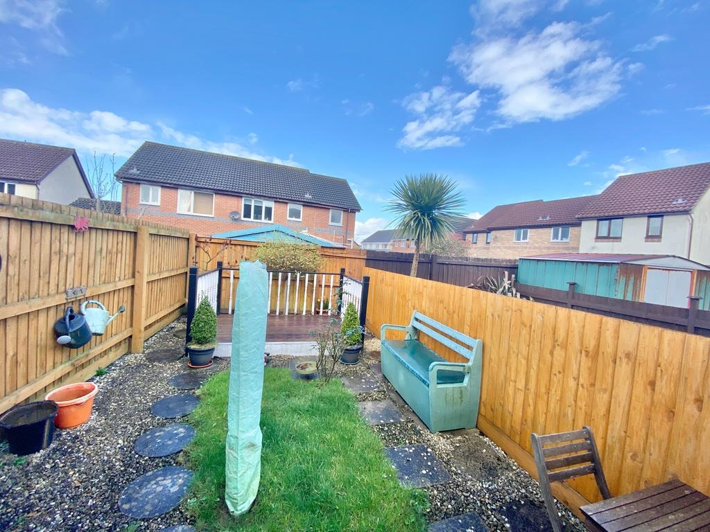 Ffordd Butler, Gowerton, Swansea 2 bed terraced house £650 pcm (£150 pw)