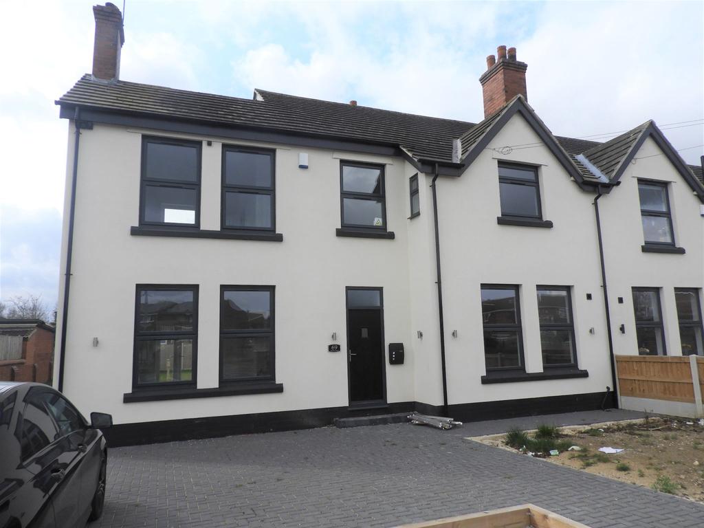 Skellow Road,Skellow,Doncaster, DN6 3 bed semidetached house £900