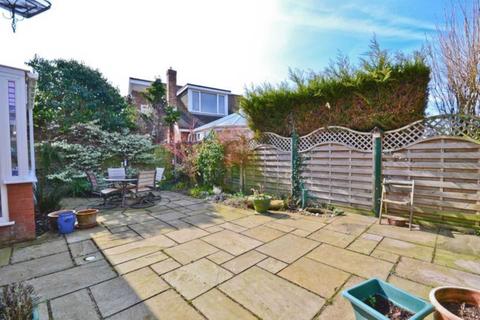 194 Bescar Lane, Scarisbrick, Ormskirk, L40 9QT