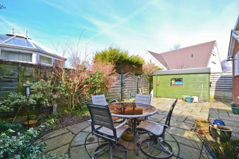 194 Bescar Lane, Scarisbrick, Ormskirk, L40 9QT