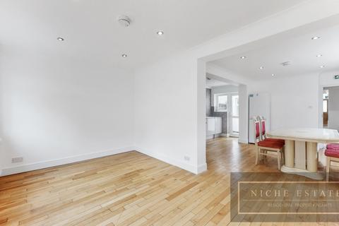 5 bedroom semi-detached house to rent, Hutton Grove, North Finchley, London, N12