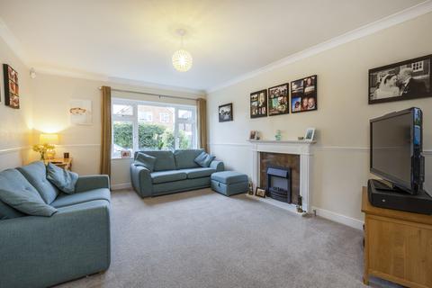 18 Cobs Way, New Haw, Addlestone, KT15 3AF