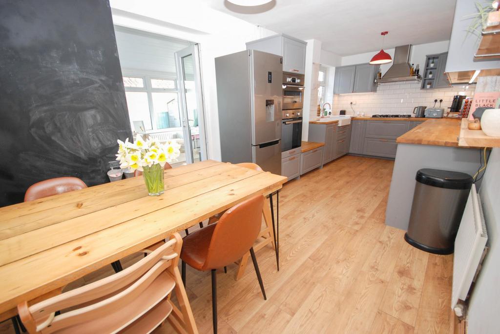 Kitchen / Diner