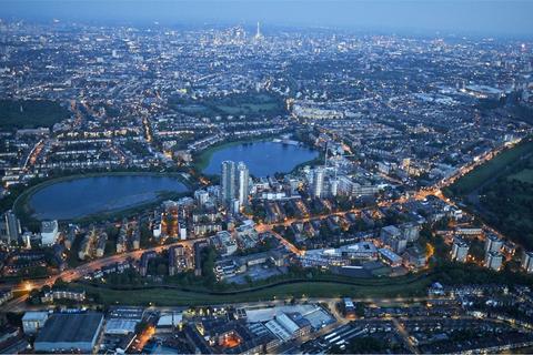 undefined, Woodberry Down, Finsbury Park, London, N4