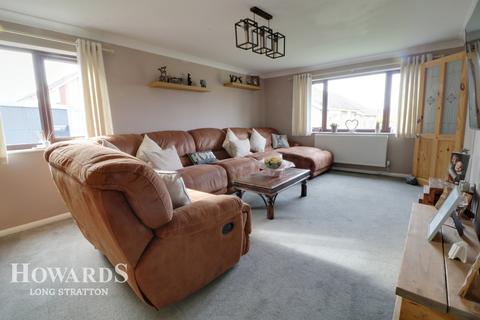 16 Beech Way, Dickleburgh, Diss, IP21 4NZ