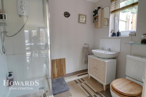 16 Beech Way, Dickleburgh, Diss, IP21 4NZ
