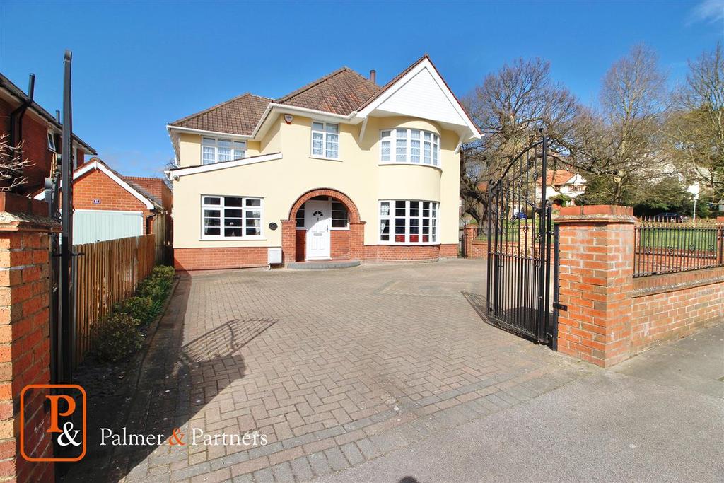 Valley Road, Ipswich 5 bed detached house for sale £550,000
