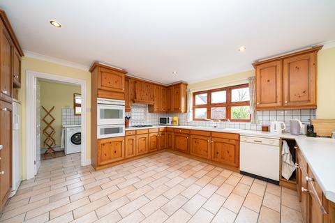 16 Highcroft Road, Felden, Hemel Hempstead, HP3 0BU