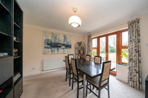16 Highcroft Road, Felden, Hemel Hempstead, HP3 0BU