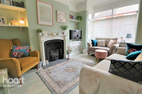 4 Highfield Road, Askern, Doncaster, DN6 0LG