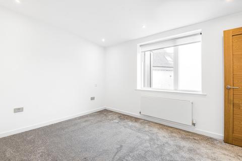 17 Mead Road, Winchester, SO23 9RF