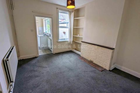 2 bedroom terraced house to rent, Hood Street, Lincoln