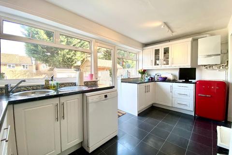7 Athelstan Close, Romford, RM3 0QJ