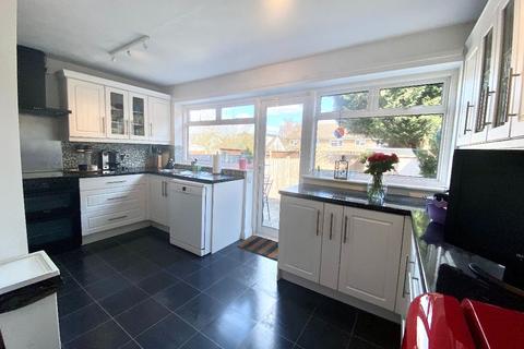 7 Athelstan Close, Romford, RM3 0QJ
