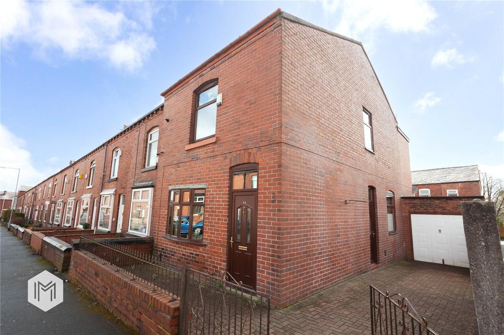Crosby Road, Bolton, BL1 3 bed end of terrace house £140,000