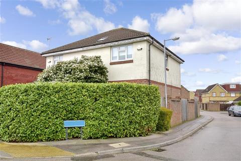33 Lavender Close, Harlow, CM20 3QJ