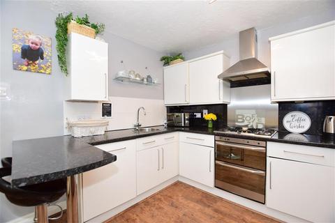 33 Lavender Close, Harlow, CM20 3QJ