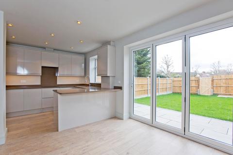 3 bedroom terraced house for sale - Mayfield Avenue, North Finchley, N12