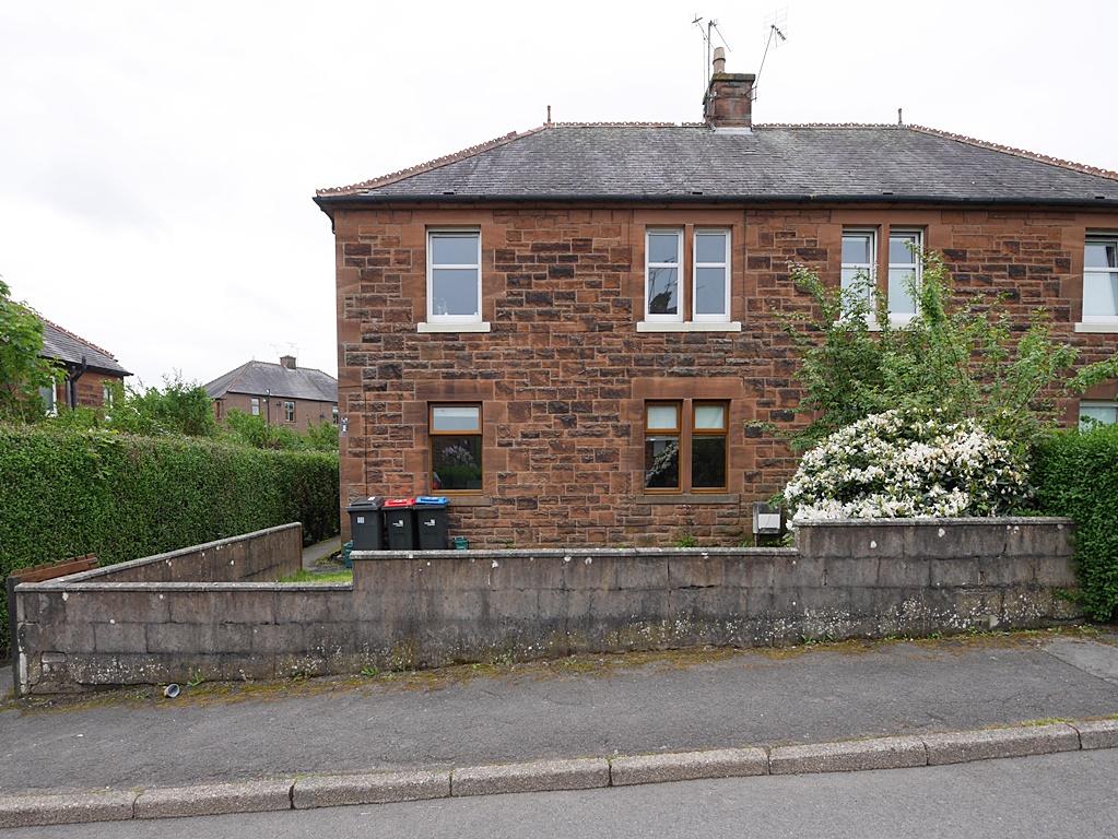 12 Mc Kie Avenue, Dumfries, DG1 2 HJ   Braidwoods So