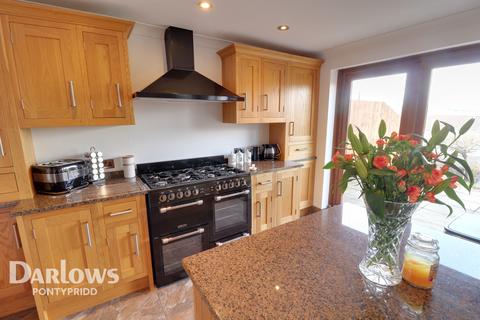 51 Brynderwen, Cilfynydd, Pontypridd, CF37 4EX