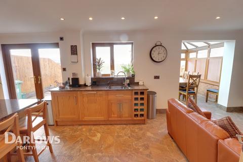 51 Brynderwen, Cilfynydd, Pontypridd, CF37 4EX