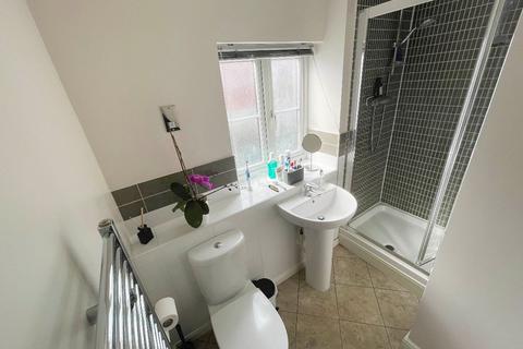12 Claypitts Boulevard, Warwick, CV34 6HQ