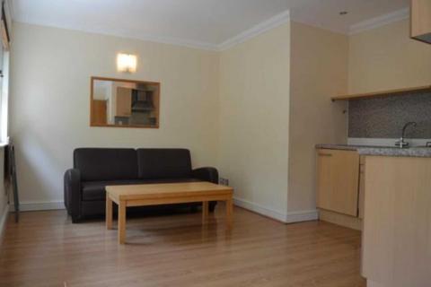 2 bedroom flat to rent, The Parade, Cardiff