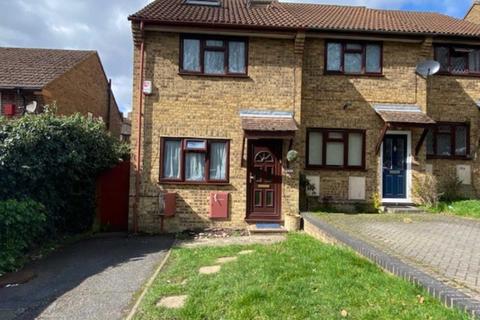 22a Coates Road, Elstree, Borehamwood, WD6 3DS