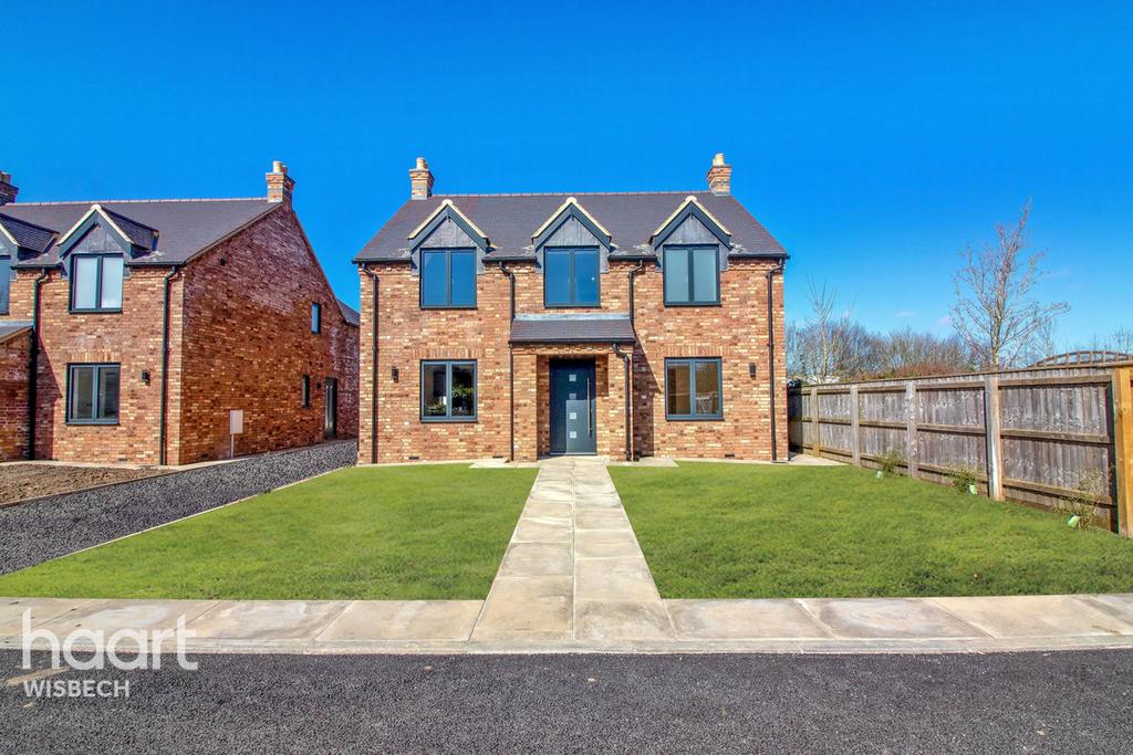Gull Lane, Leverington 3 bed detached house £450,000