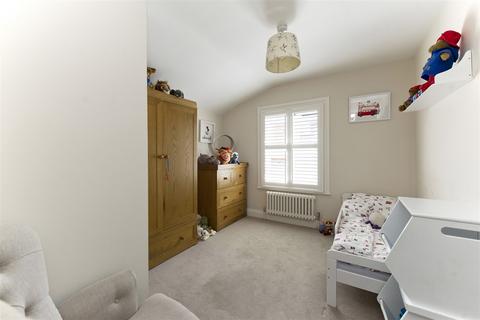 3 bedroom detached house to rent, Hewer Street, London, W10