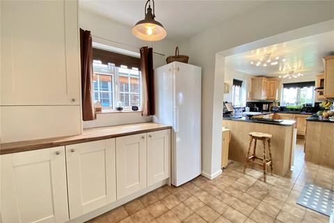 10 Evenlode Road, Bourne End, SL8 5ND