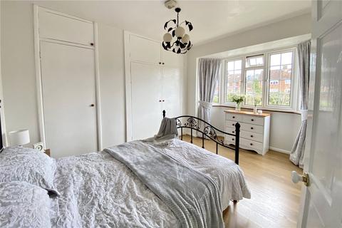 10 Evenlode Road, Bourne End, SL8 5ND